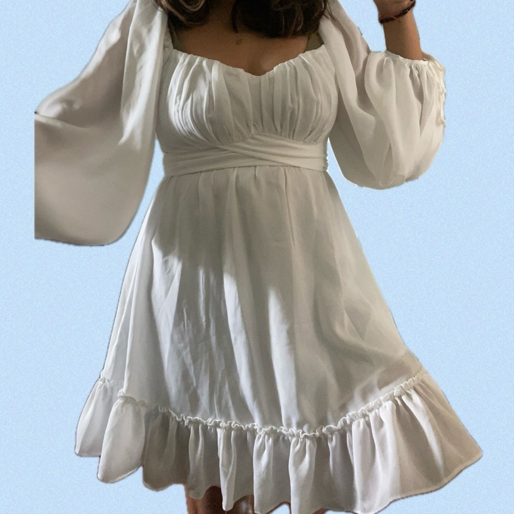 Hello Molly white dress size Large